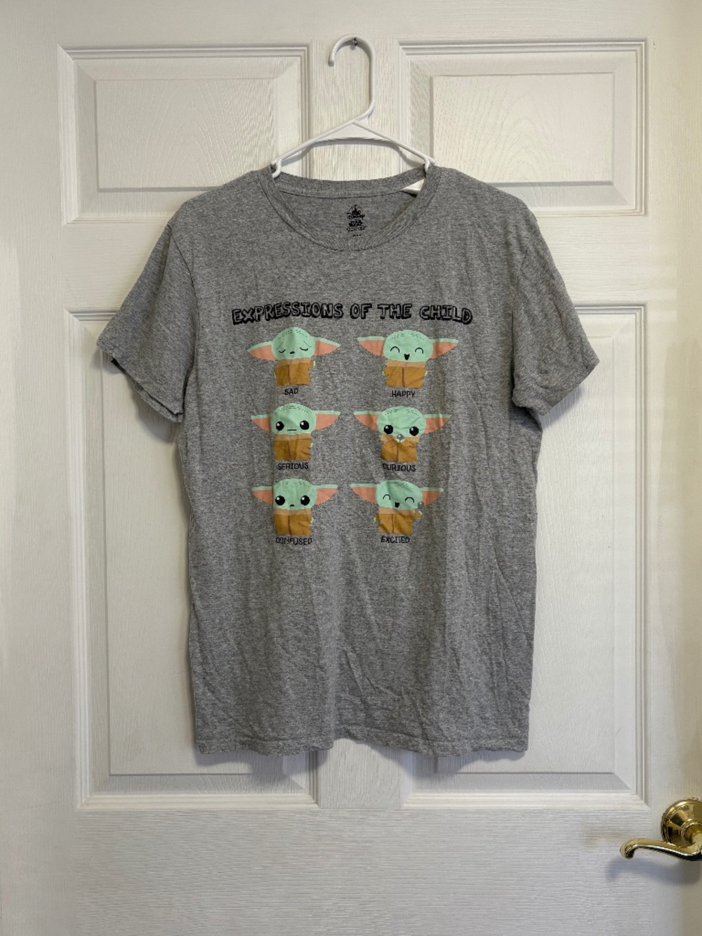 Women's Disney Star Wars Baby Yoda Graphic Short Sleeve T-Shirt